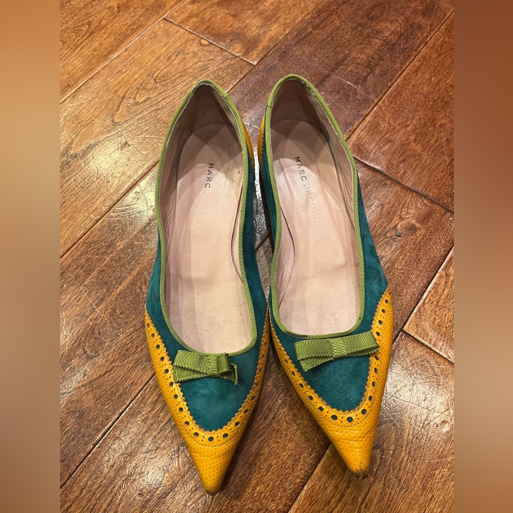 Marc Jacob's green & gold leather flats size 38.5